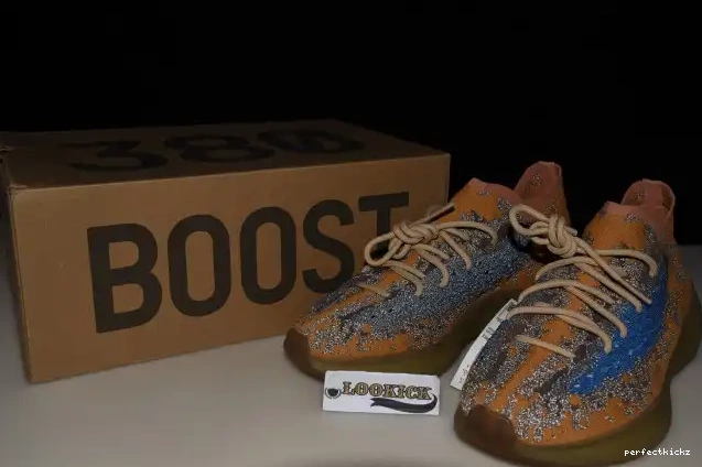 FX9847 REFLECTIVE BLUE ADIDAS YEEZY BOOST 380 OAT 0526